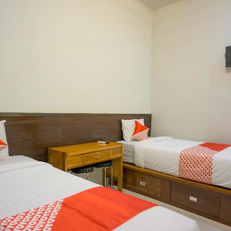 Oyo 2598 Hotel Chocolate Langsa Extérieur photo