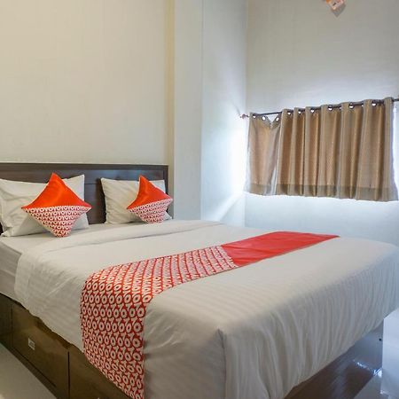 Oyo 2598 Hotel Chocolate Langsa Extérieur photo