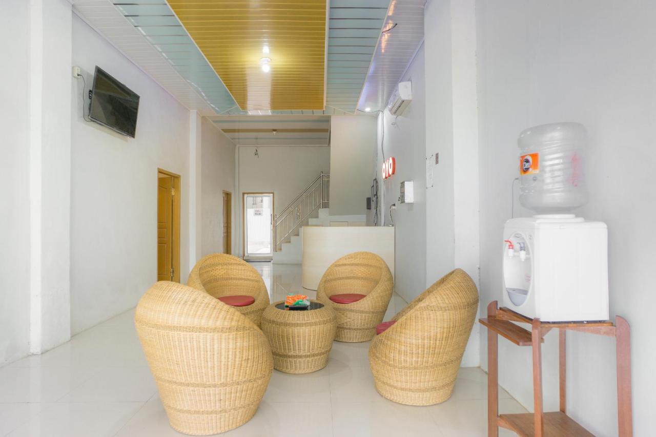 Oyo 2598 Hotel Chocolate Langsa Extérieur photo