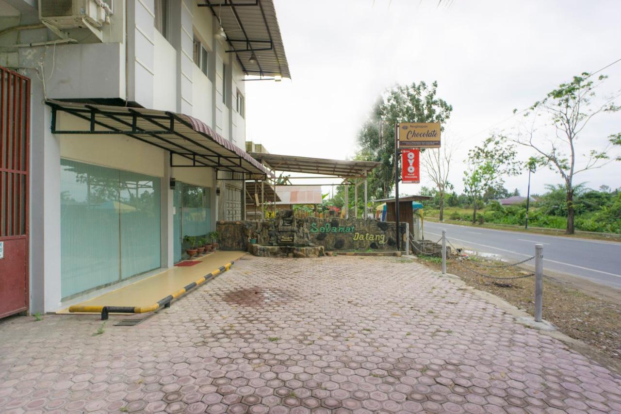 Oyo 2598 Hotel Chocolate Langsa Extérieur photo