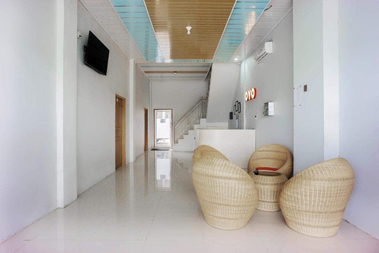 Oyo 2598 Hotel Chocolate Langsa Extérieur photo