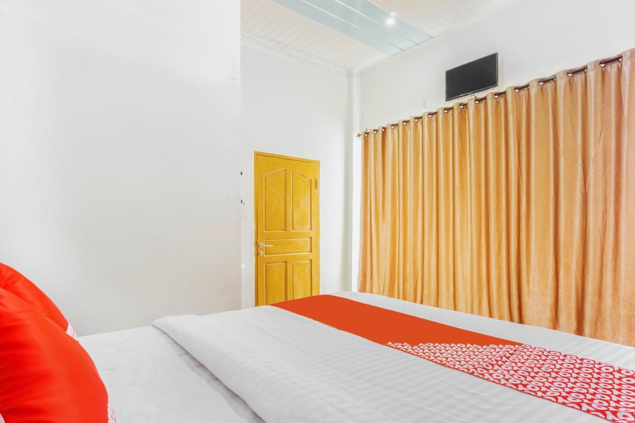 Oyo 2598 Hotel Chocolate Langsa Extérieur photo